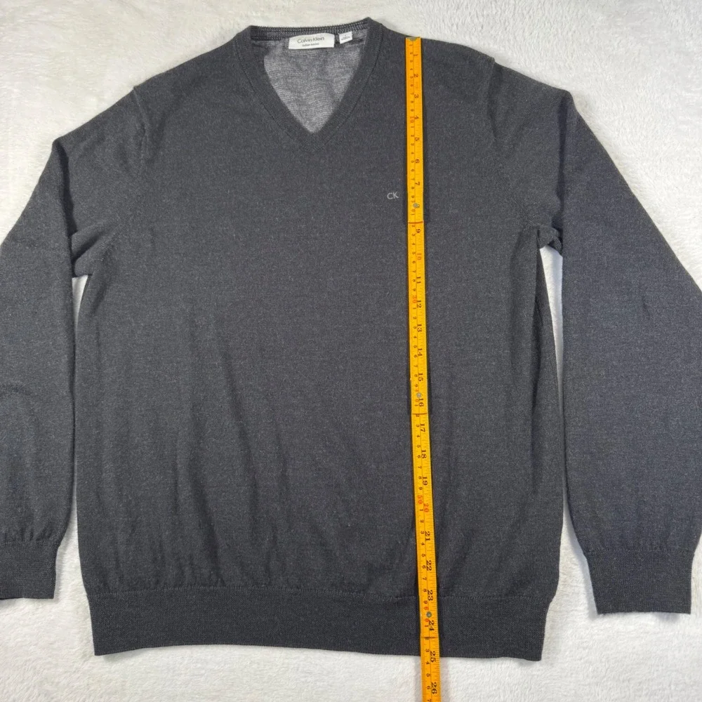 Calvin Klein V-Neck Sweater Mens L Grey Italian Merino Wool Embroidered CK Logo